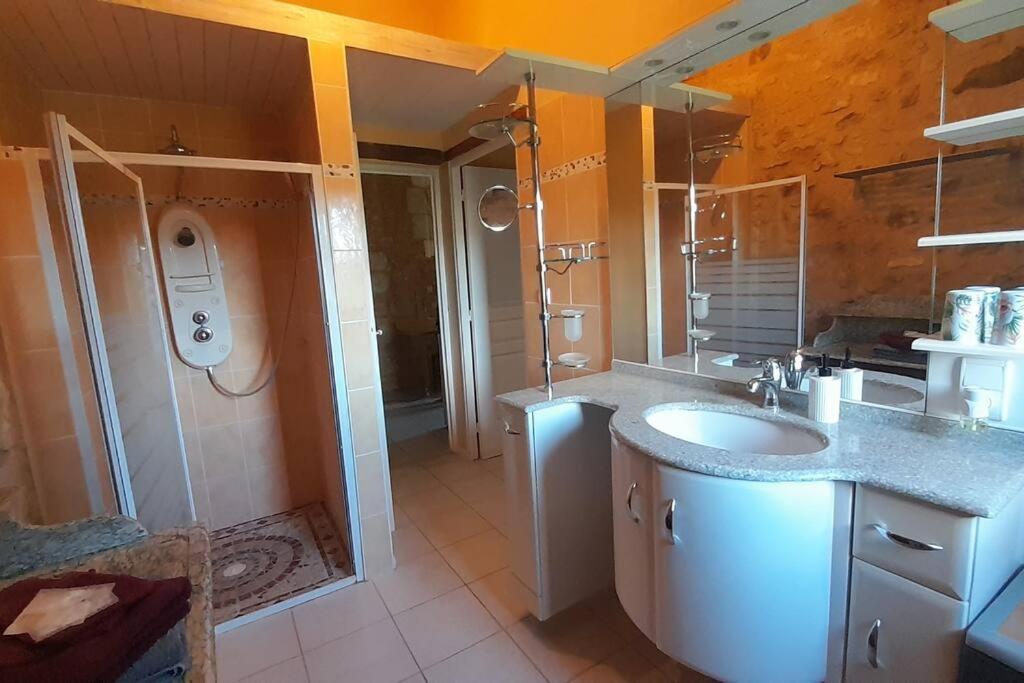Gite Lot'Ivier Piscine Nature Lot Montayral Exterior foto